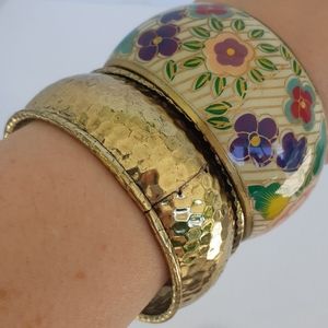 2 Vintage Bangle Bracelets Bronze Metal Floral